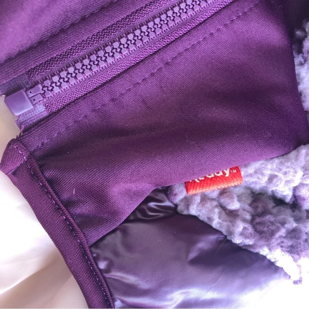 NWT Reddy Sherpa hooded dog jacket M